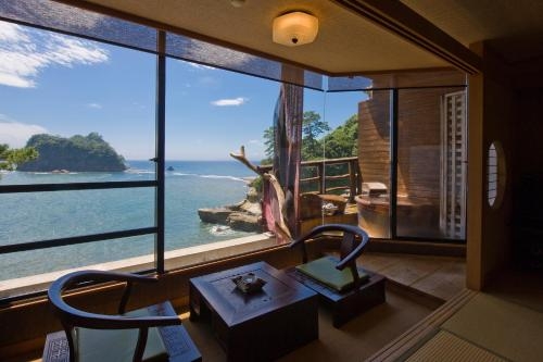 Imagen de la habitación del Hotel Umibenokakureyu Seiryu. Foto 9