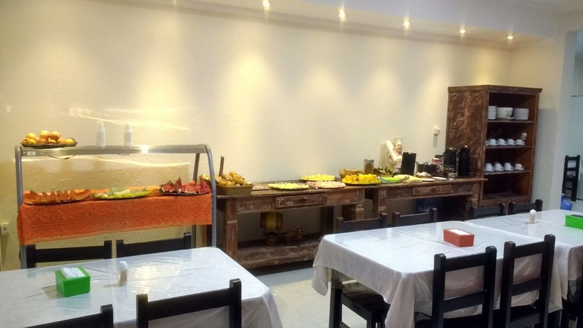 Imagen del bar/restaurante del Hotel Umuarama. Foto 4
