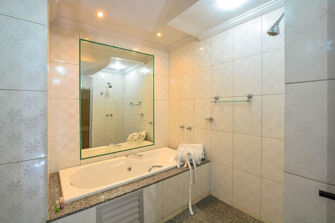 Imagen general del Hotel Umuarama Plaza. Foto 7