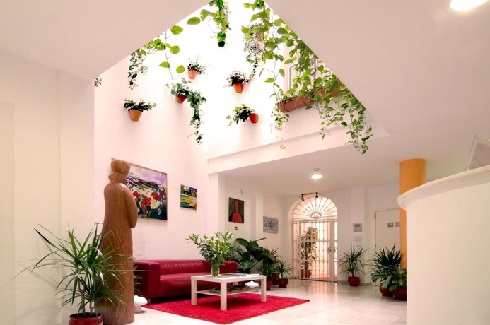 Imagen de los exteriores del Hotel Un Patio En Santa Cruz. Foto 7