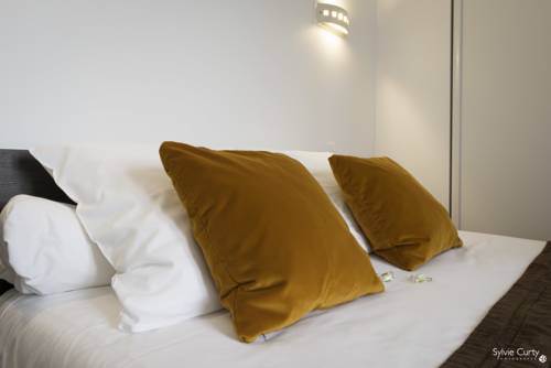 Imagen de la habitación del Hotel Un Sur Le Port. Foto 14