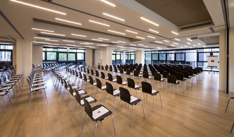 Imagen de los interiores del Hotel Unahotels Bologna Fiera. Foto 10