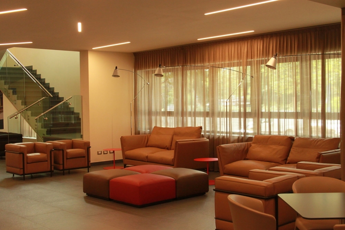 Imagen de los interiores del Hotel Unahotels Bologna Fiera. Foto 16