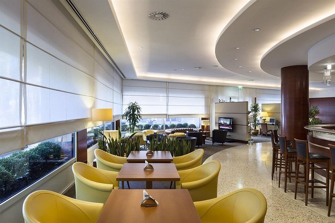 Imagen de los interiores del Hotel Unahotels Cusani Milano. Foto 9