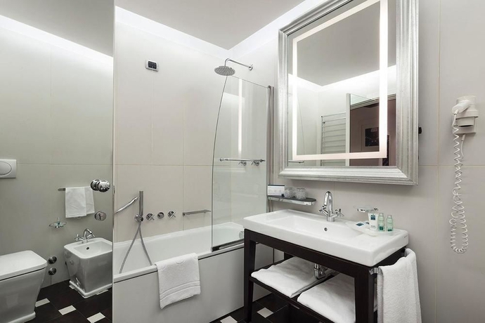 Imagen de la habitación del Hotel Unahotels Cusani Milano. Foto 4