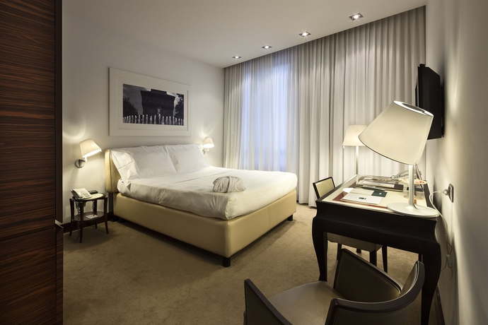 Imagen de la habitación del Hotel Unahotels Cusani Milano. Foto 6