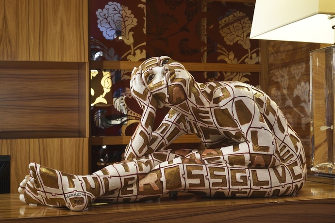 Imagen de los interiores del Hotel Unahotels Expo Fiera Milano. Foto 19