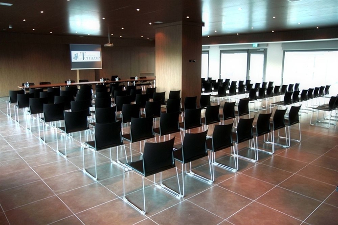 Imagen de los interiores del Hotel Unahotels Le Terrazze Treviso Hotel and Residence. Foto 7