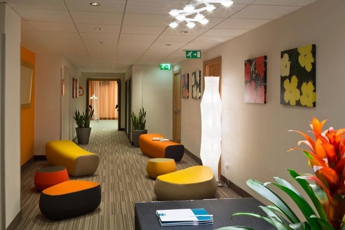 Imagen de los interiores del Hotel Unahotels Mediterraneo Milano. Foto 10