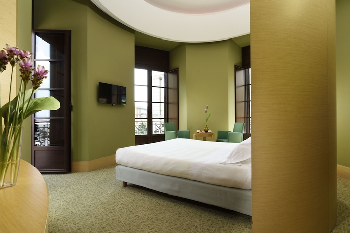 Imagen de la habitación del Hotel Unahotels Napoli. Foto 16