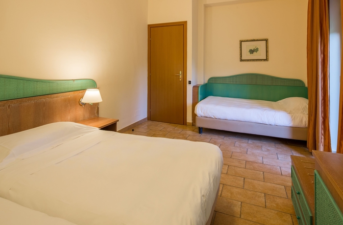 Imagen de la habitación del Hotel Unahotels Naxos Beach Sicilia. Foto 4