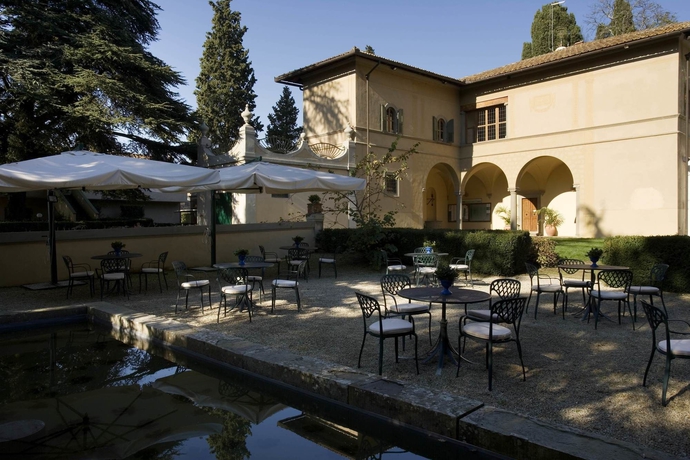 Imagen general del Hotel Unahotels Poggio Dei Medici Toscana. Foto 2