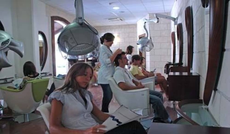 Imagen de los interiores del Hotel Unahotels Regina Bari. Foto 14