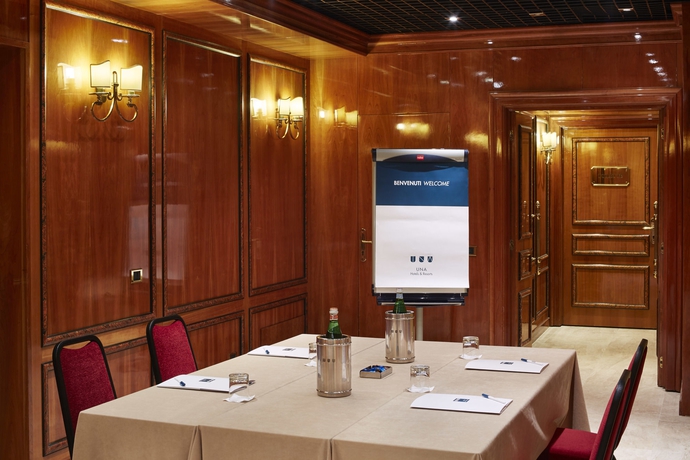 Imagen de los interiores del Hotel Unahotels Scandinavia Milano. Foto 16