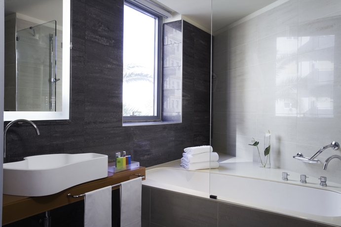 Imagen de la habitación del Hotel Unahotels T Cagliari. Foto 8