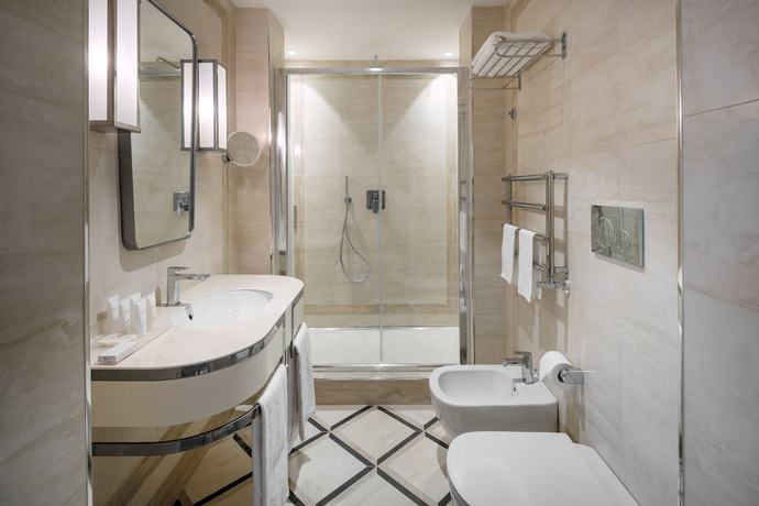 Imagen de la habitación del Hotel Unahotels Trastevere Roma. Foto 3