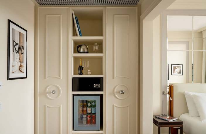 Imagen de la habitación del Hotel Unahotels Trastevere Roma. Foto 7