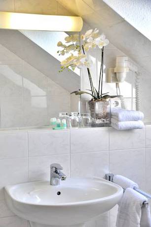 Imagen de la habitación del Hotel Und Landhaus 'kastanie'. Foto 7