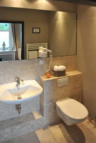 Imagen de la habitación del Hotel Und Landhaus 'kastanie'. Foto 11