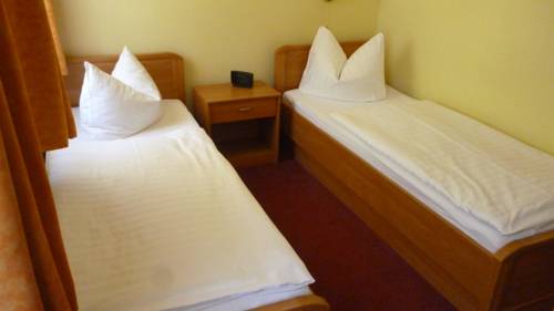 Imagen de la habitación del Hotel Und Restaurant Kranichsberg. Foto 4