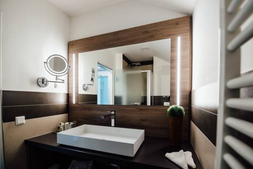 Imagen de la habitación del Hotel Und Restaurant Schmachtendorf. Foto 5