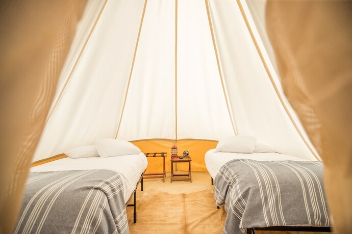 Imagen de la habitación del Hotel Under Canvas Grand Canyon. Foto 16