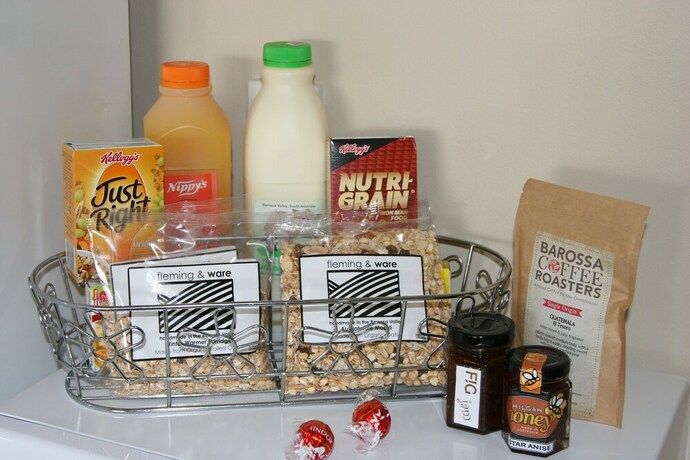 Imagen del bar/restaurante del Hotel Under the Vines. Foto 3