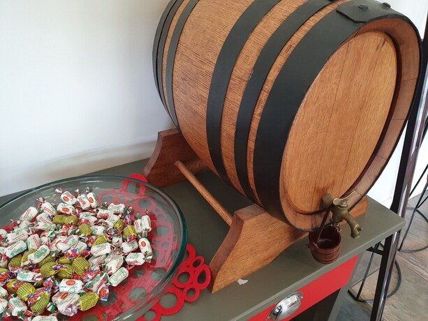 Imagen de los interiores del Hotel Under the Vines. Foto 16