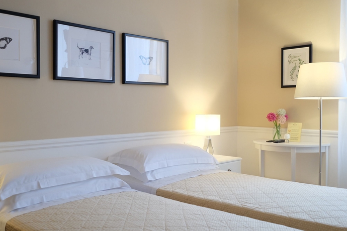 Imagen de la habitación del Hotel Ungherese. Foto 7