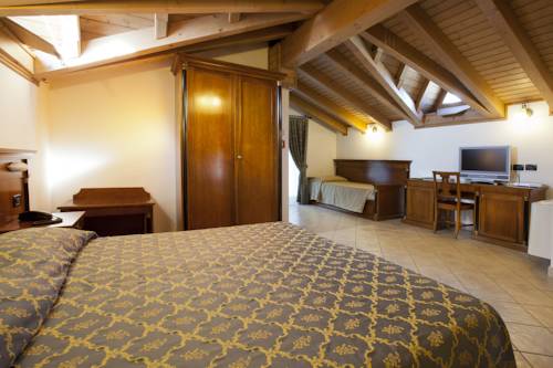 Imagen de la habitación del Hotel Ungheria Varese 1946. Foto 9