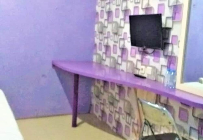 Imagen de la habitación del Hotel Ungu Cirebon. Foto 6