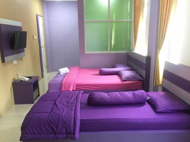 Imagen de la habitación del Hotel Ungu Pas Kangen Bekasi. Foto 7