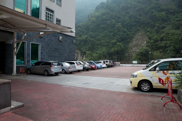 Imagen de la habitación del Hotel Uni Resort Ku-kuan. Foto 9