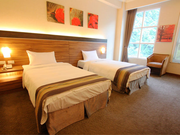 Imagen de los exteriores del Hotel Uni Resort Ku-kuan. Foto 15