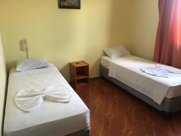 Imagen de la habitación del Hotel Uniclass Lapa. Foto 2