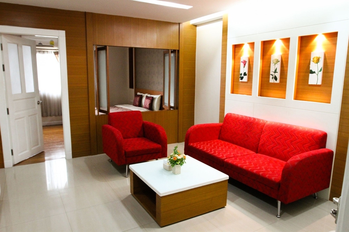 Imagen de los interiores del Hotel Unico Srinakarin Residence. Foto 8
