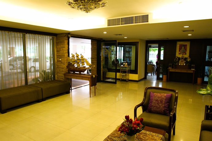 Imagen de los interiores del Hotel Unico Srinakarin Residence. Foto 12