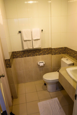 Imagen de la habitación del Hotel Unico Srinakarin Residence. Foto 5