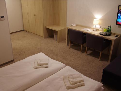 Imagen de la habitación del Hotel Uniej&oacute;w. Foto 8