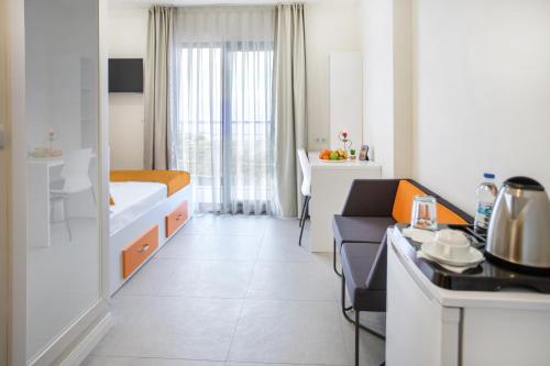 Imagen de la habitación del Hotel Unifors. Foto 15