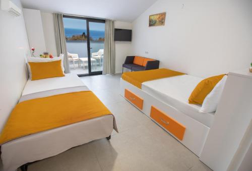 Imagen general del Hotel Unifors. Foto 9