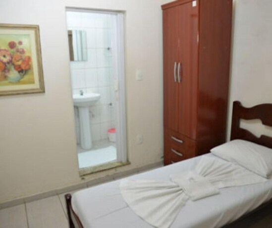 Imagen de la habitación del Hotel Unihotel. Foto 12