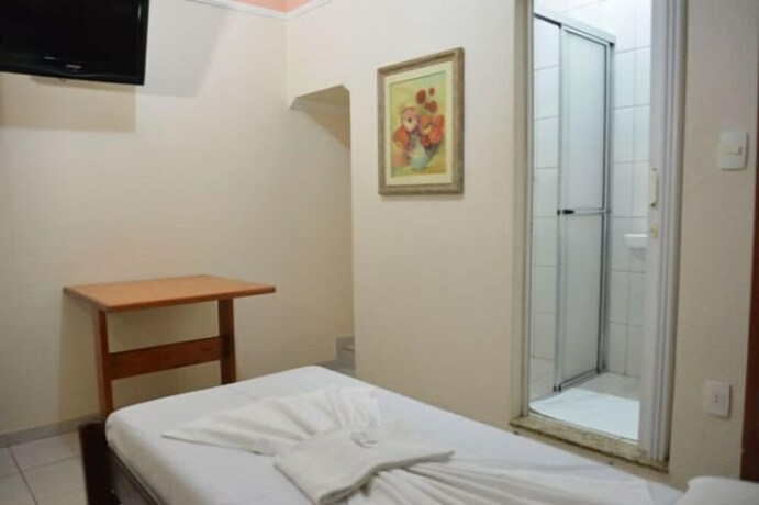 Imagen de la habitación del Hotel Unihotel. Foto 15