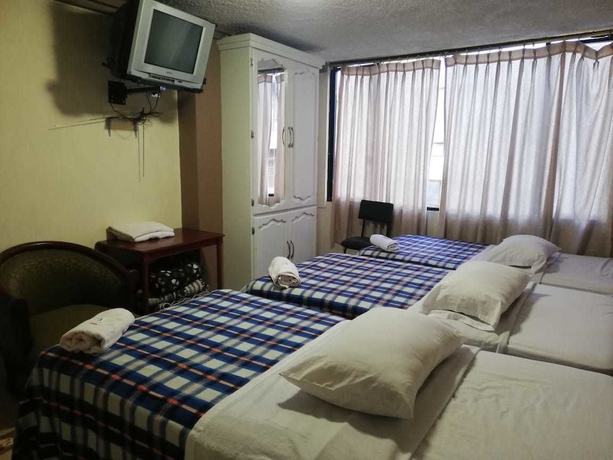 Imagen de la habitación del Hotel Unihotel. Foto 12