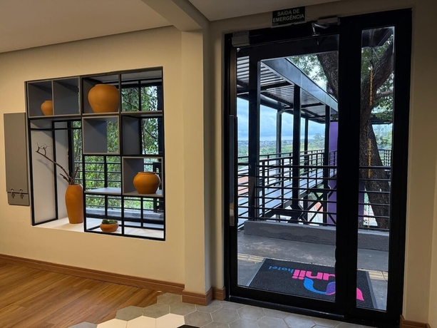 Imagen de los interiores del Hotel Unii. Foto 15