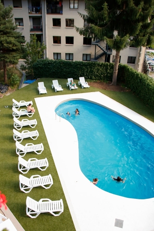Imagen de la piscina del Hotel Unike Artic. Foto 16