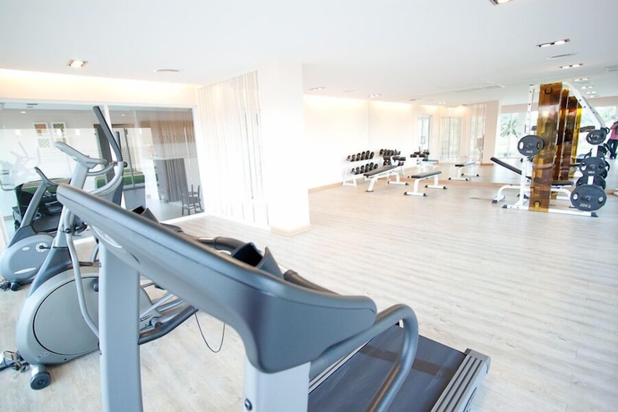 Imagen de los interiores del Hotel Uniland Golf and Resort. Foto 15