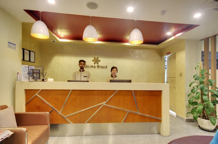 Imagen de los interiores del Hotel Unima Grand. Foto 18