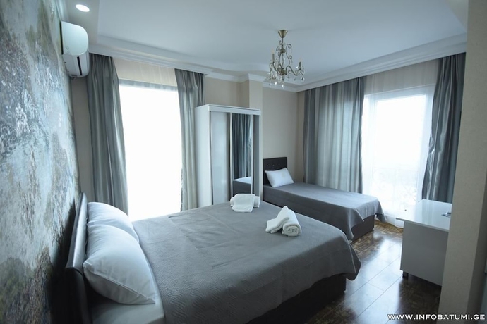 Imagen de la habitación del Hotel Union, Batumi. Foto 17