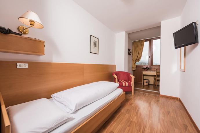 Imagen de la habitación del Hotel Union, Dobbiaco. Foto 15